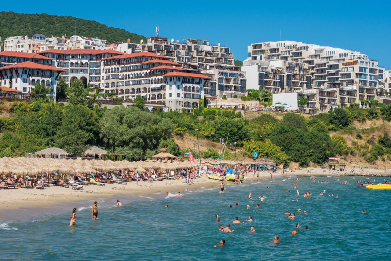 http://dev.unihome.bg/medias/properties_for_sale/medium/1106/stvlas-301.jpg